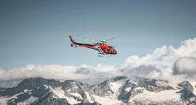Helicopter hire - C7娱乐