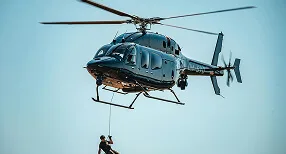 Helicopter hire - C7娱乐